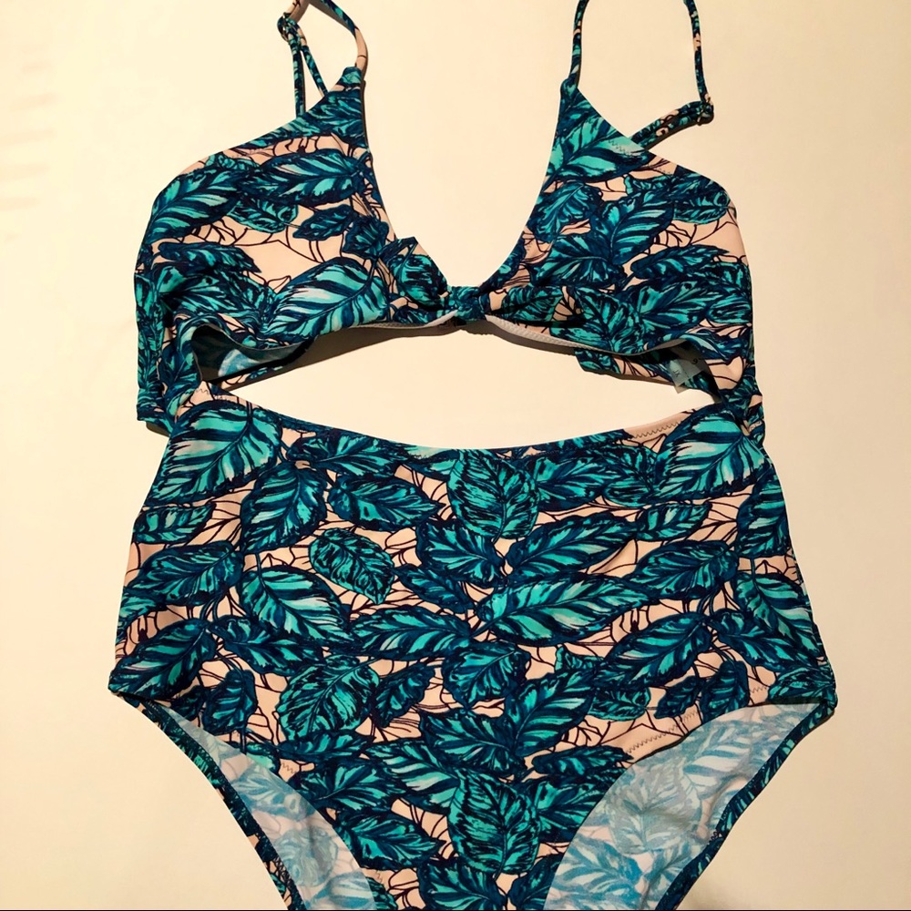 Cupshe floral one-piece swimsuit